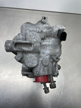 Load image into Gallery viewer, AC COMPRESSOR Volkswagen Jetta Passat A3 TT 2007 07 2008 08 2009 09 - 12 - NW343467
