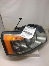 Load image into Gallery viewer, HEADLIGHT LAMP ASSEMBLY Land Rover LR2 08 09 10 Right - NW103498
