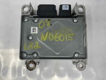 Load image into Gallery viewer, Air Bag Computer Land Rover LR2 2008 08 2009 09 2010 10 2011 11 - NW36966
