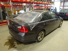 Load image into Gallery viewer, CARRIER ASSEMBLY BMW 328i 325i 2006 06 2007 07 2008 08 2009 09 10 11 Auto - NW46112
