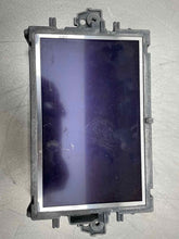 Load image into Gallery viewer, INFO-GPS SCREEN Mercedes-Benz E350 E550 E63 2010 10 2011 11 - NW344307
