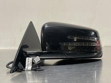 Load image into Gallery viewer, SIDE VIEW DOOR MIRROR E250 Van E300 E350 E400 E550 E63 11-17 Right - NW343979

