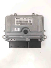 Load image into Gallery viewer, ECU ECM COMPUTER Volvo C30 V40 V70 2006 06 2007 07 08 - NW63195
