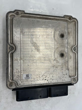 Load image into Gallery viewer, ECU ECM COMPUTER CC Passat 2010 10 2.0L - NW62710
