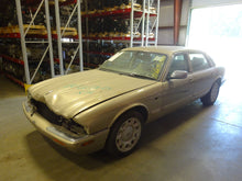 Load image into Gallery viewer, AUTOMATIC TRANSMISSION Vanden Pl XJ8 XJ8L XJR XK8 XKR 98-03 SUPERCHARGED - NW183880
