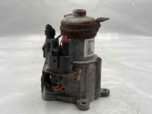 Load image into Gallery viewer, TRANSFER CASE ACTUATOR MOTOR Touareg 04 05 06 07 08 09 10 - NW177263
