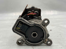 Load image into Gallery viewer, TRANSFER CASE ACTUATOR MOTOR Touareg 04 05 06 07 08 09 10 - NW177263
