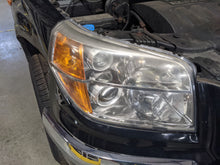 Load image into Gallery viewer, HEADLIGHT LAMP ASSEMBLY Honda Pilot 2006 06 2007 07 2008 08 Right - NW346447
