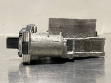 Load image into Gallery viewer, THROTTLE BODY Vanden Pl XE XF XFR XJ XJL Discovery Rover Sport 13-19 - NW346681
