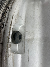 Load image into Gallery viewer, WHEEL slk230 slk320 97 98 99 00 - 02 03 04 16" 7 Spoke - NW346771
