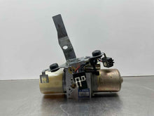 Load image into Gallery viewer, CONVERTIBLE TOP MOTOR 230 SLK SLK230 SLK32 SLK320 1997-2004 - NW346253
