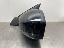 Load image into Gallery viewer, Side View Door Mirror  DISCOVERY SPORT 2019 - NW346266
