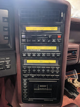 Load image into Gallery viewer, Radio Oldsmobile Allante 1989 - NW346868

