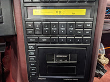 Load image into Gallery viewer, Radio Oldsmobile Allante 1989 - NW346868
