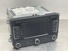 Load image into Gallery viewer, RADIO Volkswagen Beetle Golf Jetta Passat 12 13 14 15 16 17 - NW347488
