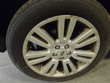 Load image into Gallery viewer, WHEEL RIM LR2 2009-2015 19x8 ALLOY - NW200880
