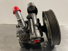 Load image into Gallery viewer, POWER STEERING PUMP Land Rover LR2 2008 08 2009 09 2010 10 2011 11 - NW163979
