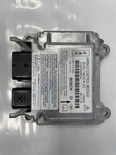 Load image into Gallery viewer, Air Bag Computer Land Rover LR2 2008 08 2009 09 2010 10 2011 11 - NW36976
