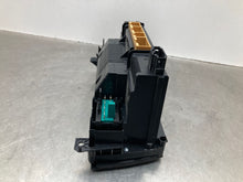 Load image into Gallery viewer, TEMPERATURE CONTROLS Audi A6 Allroad 2003 03 2004 04 2005 05 - NW348032
