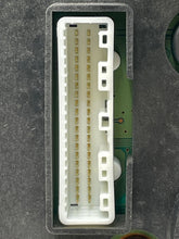 Load image into Gallery viewer, Speedometer Cluster Nissan Altima 2005 - NW160072

