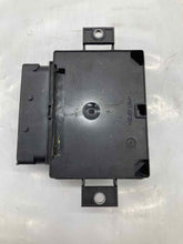 Load image into Gallery viewer, PARKING BRAKE CONTROL MODULE COMPUTER B250 CLA250 CLA45 Gl350 14-19 - NW34547

