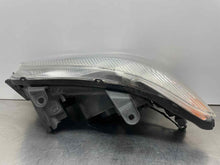 Load image into Gallery viewer, HEADLIGHT LAMP ASSEMBLY Highlander 2001 01 2002 02 2003 03 Right - NW378704
