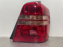 Load image into Gallery viewer, TAIL LIGHT LAMP ASSEMBLY Highlander 2001 01 2002 02 2003 03 Right - NW378944
