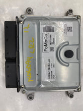 Load image into Gallery viewer, ECU ECM COMPUTER Land Rover LR2 2011 11 2012 12 - NW61983
