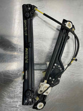 Load image into Gallery viewer, FRONT DOOR WINDOW REGULATOR BMW X6 X6M 08 09 10 11 12 13 14 Left - NW80960
