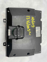 Load image into Gallery viewer, RADIO CONTROL Volvo C70 S60 S80 V70 XC60 XC70 2011 11 2012 12 2013 13 - NW140374
