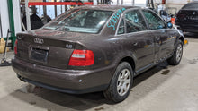 Load image into Gallery viewer, CARRIER ASSEMBLY AUDI A4 S4 1997 97 98 99 00 01 02 REAR - NW379144
