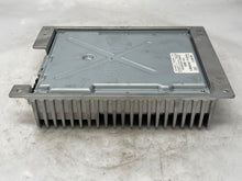 Load image into Gallery viewer, RADIO AMPLIFIER Edge Escape Expedition Explorer Explorer 08-17 - NW135289
