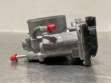 Load image into Gallery viewer, THROTTLE BODY Subaru Legacy Tribeca 10 11 12 13 14 15 16 - NW389488
