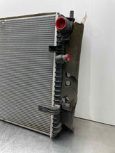 Load image into Gallery viewer, RADIATOR Jaguar Vanden Pl XF XFR XJ XJL XJR 10 11 12 13 14 15 - NW387285
