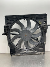 Load image into Gallery viewer, RADIATOR FAN ASSEMBLY BMW X5 X6 08 09 10 11 12 13 14 - NW382896
