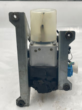 Load image into Gallery viewer, Convertible Top Motor  MERCEDES CLK 2000 - NW50184
