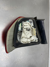 Load image into Gallery viewer, OUTER TAIL LIGHT LAMP BMW 323i 328i 335i M3 09 10 11 Right - NW389575
