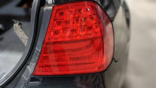 Load image into Gallery viewer, OUTER TAIL LIGHT LAMP BMW 323i 328i 335i M3 09 10 11 Right - NW389575
