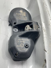 Load image into Gallery viewer, WHEEL RIM BMW X3 X4 11 12 13 14 15 16 17x8 ALLOY Right - NW390686
