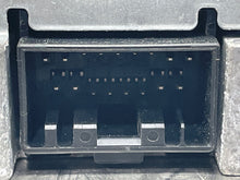 Load image into Gallery viewer, BODY CONTROL MODULE BCM COMPUTER Vanden Pl XJ8 XJ8L XJR 05-07 - NW381516
