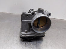 Load image into Gallery viewer, THROTTLE BODY Volvo S40 V70 2004 04 05 06 07 08 - NW389493

