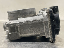 Load image into Gallery viewer, THROTTLE BODY Volvo S40 V70 2004 04 05 06 07 08 - NW389493
