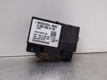 Load image into Gallery viewer, FUEL PUMP CONTROL MODULE COMPUTER B250 E250 Van CLA45 CLS400 12-20 - NW381552
