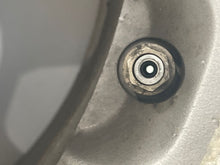 Load image into Gallery viewer, WHEEL RIM Pilot 06-08 16x6-1/2 ALLOY - NW390750
