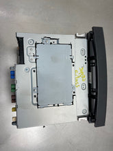 Load image into Gallery viewer, RADIO Mercedes-Benz E300 E350 E400 E550 E63 2013 13 - NW387614

