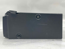 Load image into Gallery viewer, REMOTE CD CHANGER C230 C240 C280 C32 C320 C350 C55 CL500 CL55 03-07 - NW139136
