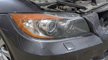 Load image into Gallery viewer, HEADLIGHT LAMP ASSEMBLY 323i 325ci 325i 328i 330ci 330i M3 06-08 Right - NW385408
