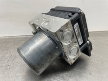 Load image into Gallery viewer, ABS PUMP BMW 330xi 325xi 2006 06 - NW380048
