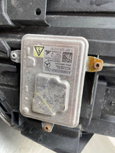 Load image into Gallery viewer, HEADLIGHT LAMP ASSEMBLY Gl350 Gl450 Gl550 GL63 AMG 13-16 Right - NW385474
