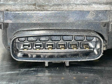 Load image into Gallery viewer, Throttle Body  VOLVO XC60 2019 - NW389495
